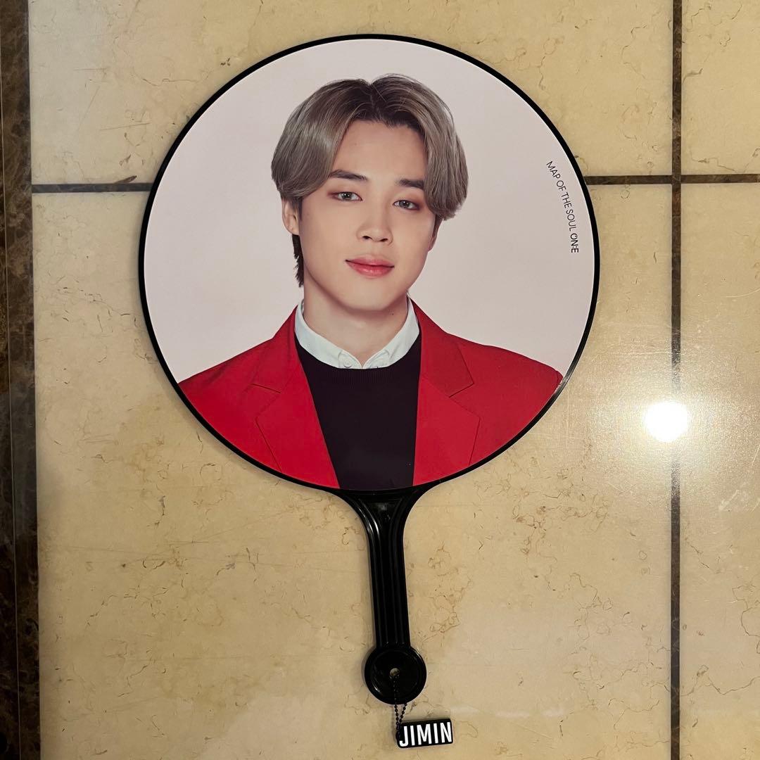 BTS ジミン 公式 うちわ MAP OF THE SOUL ON:E - メルカリ