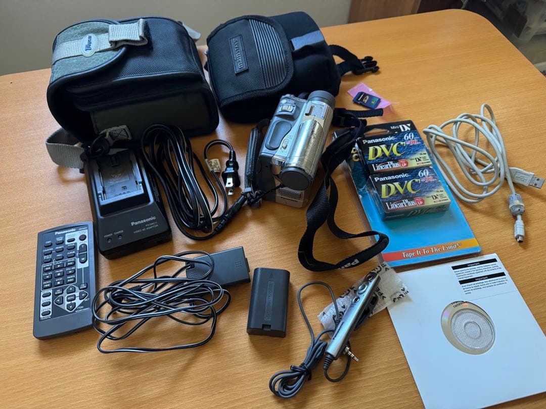 Panasonic PV-DC252D ビデオカメラ本体 デジタル4Kビデオカメラ Panasonic(パナソニック) パーソナルビデオ