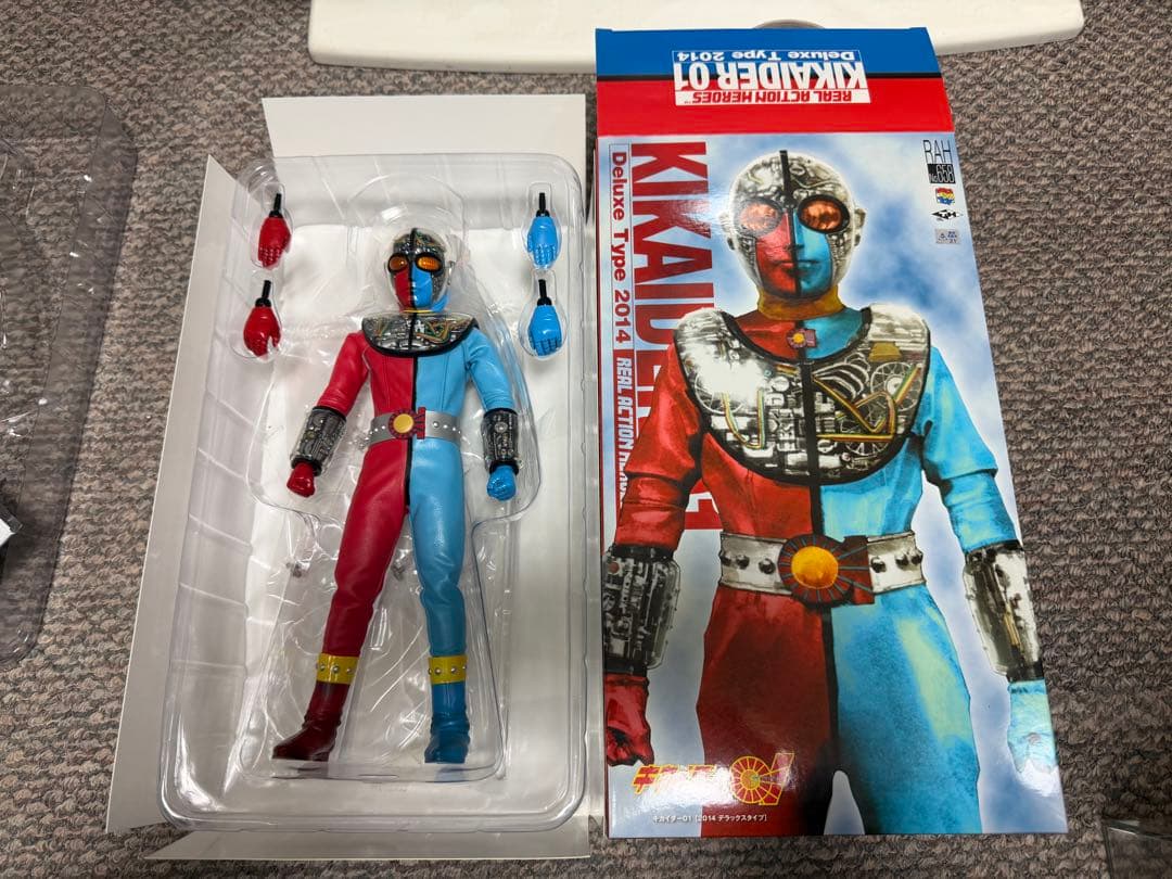 KIKAIDER 01 Deluxe Type 2014 RAH No. 658 - メルカリ