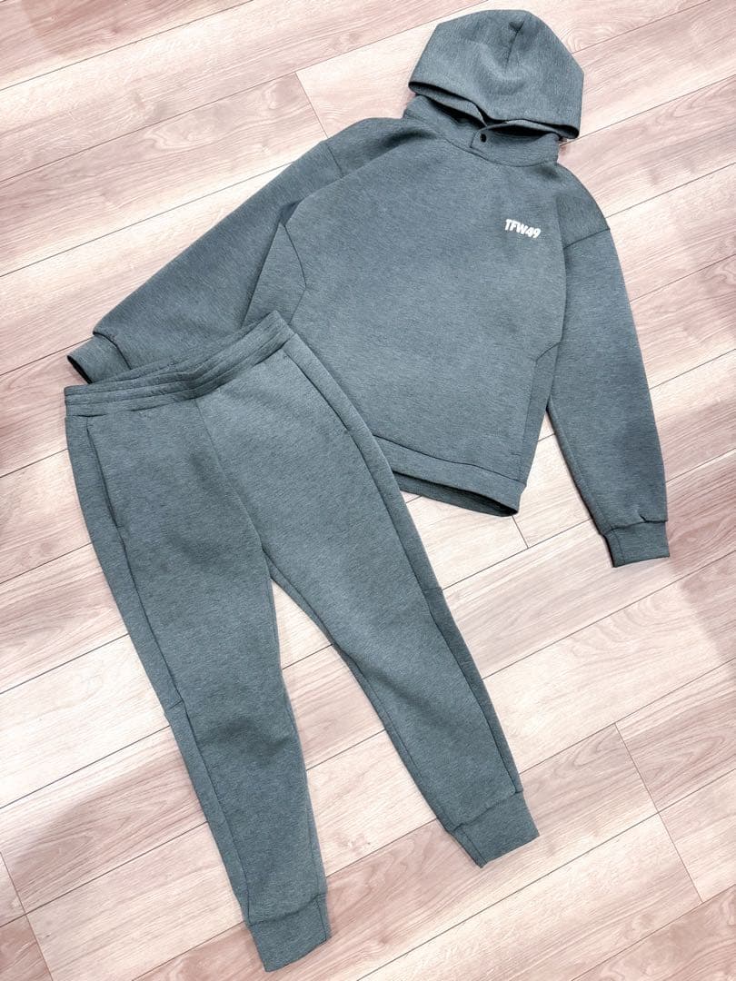 TFW49 CARDBOARD MATERIAL セットアップ