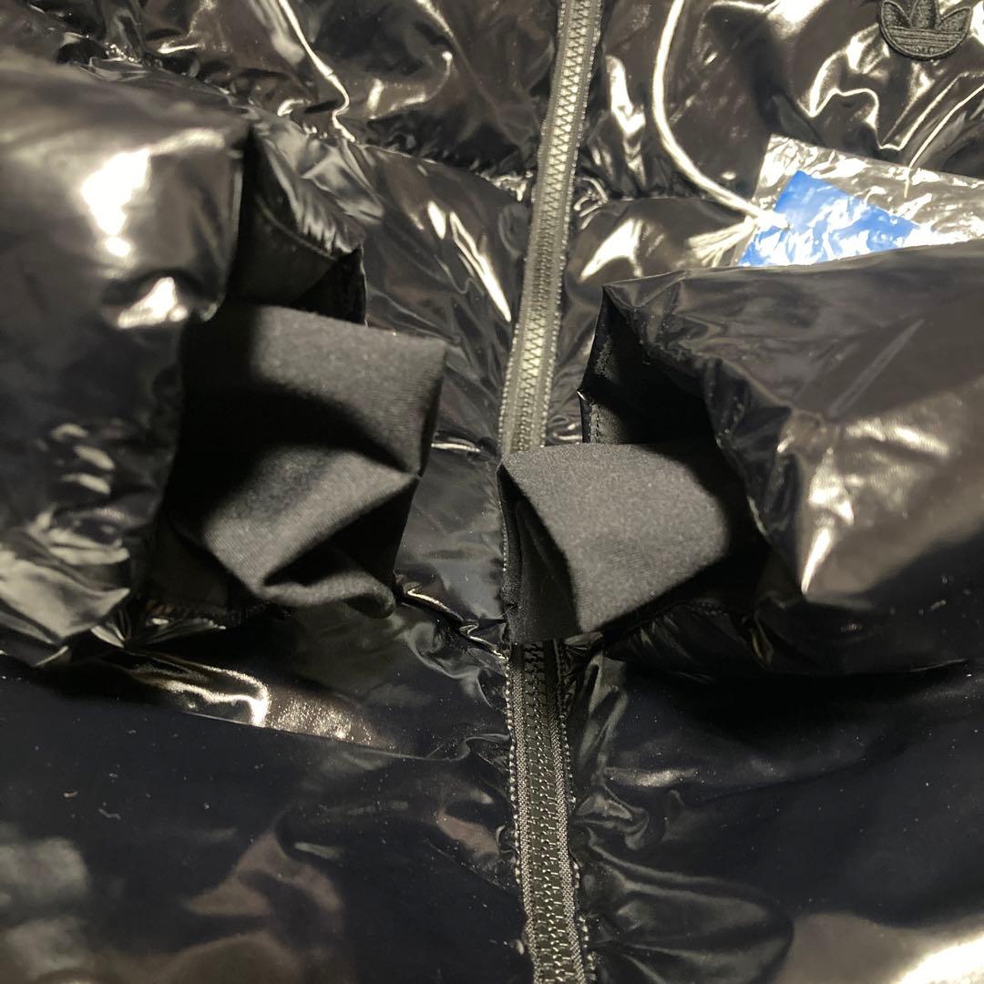 ひ*の様 超キラピカ光沢系アディダウンパーカー JKT ¥17999→現 - メルカリ