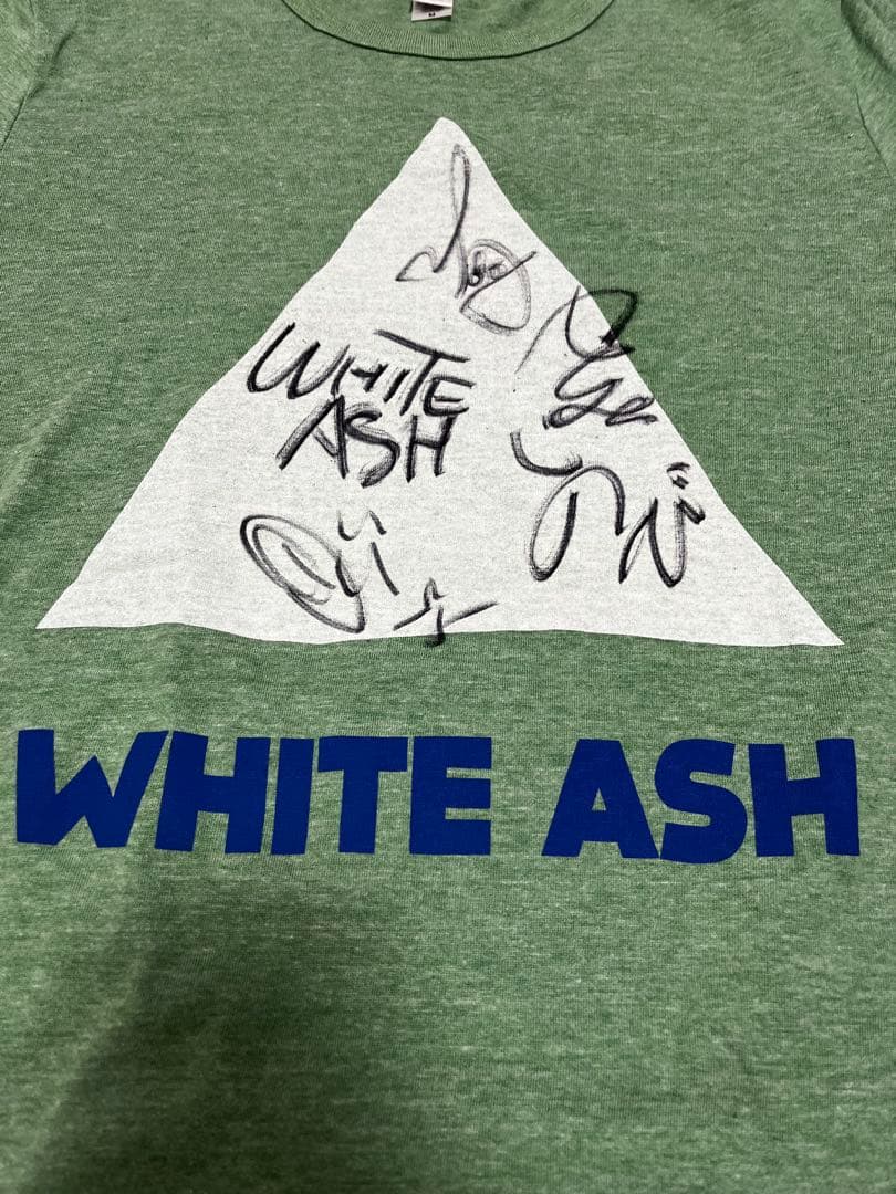 【未使用/激レア】WHITE ASH 全員直筆サイン入りTシャツ 2012年