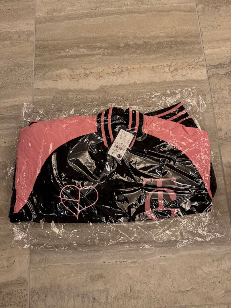 【新品】読売ジャイアンツ BLACKPINK スタジアムジャケット Lサイズ 読売ジャイアンツ×BLACKPINK スタジアム ジャケット