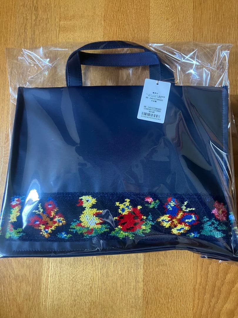 VERX×フェイラー　スクエアミニバック 先行予約販売中！「学校フェイラー」新作は秋の行事が楽しくなる | VERY