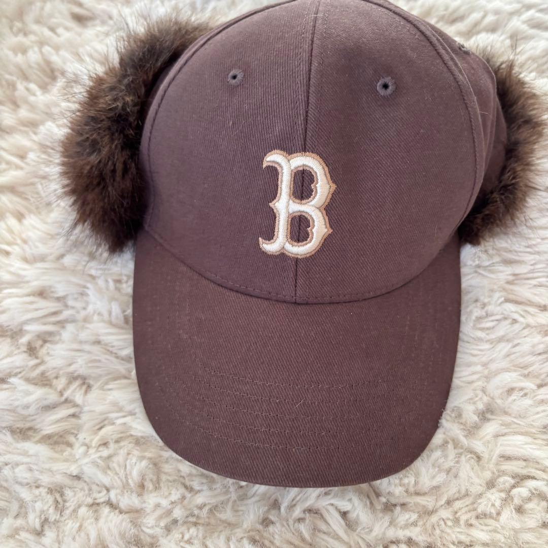 カリナPICK MLB ファーフラップ キャップ ブラウン レッドソックス