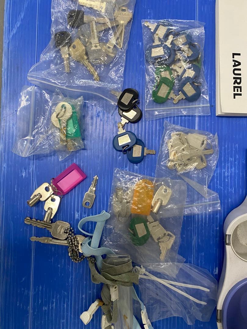 まとめ二台ローレルバンクマシン 自動釣銭機 ACM-10A10 - メルカリ