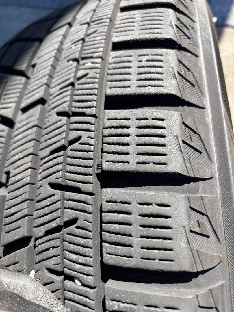 225/60/R17 スタットレス　ヨコハマタイiceGUARD 引き渡し対応可