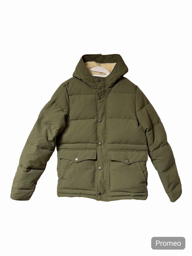 Levi's オリーブグリーン ダウンジャケット フード付き Sサイズ - メルカリ