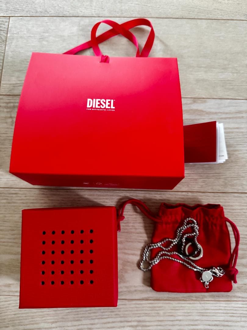 DIESEL リングペンダント ネックレス DX1168箱付き - メルカリ