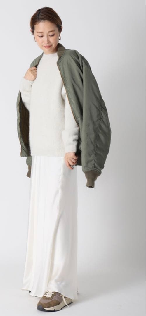 ドゥーズィエムクラスローレン マヌージアン】NEW SURI クルーネック