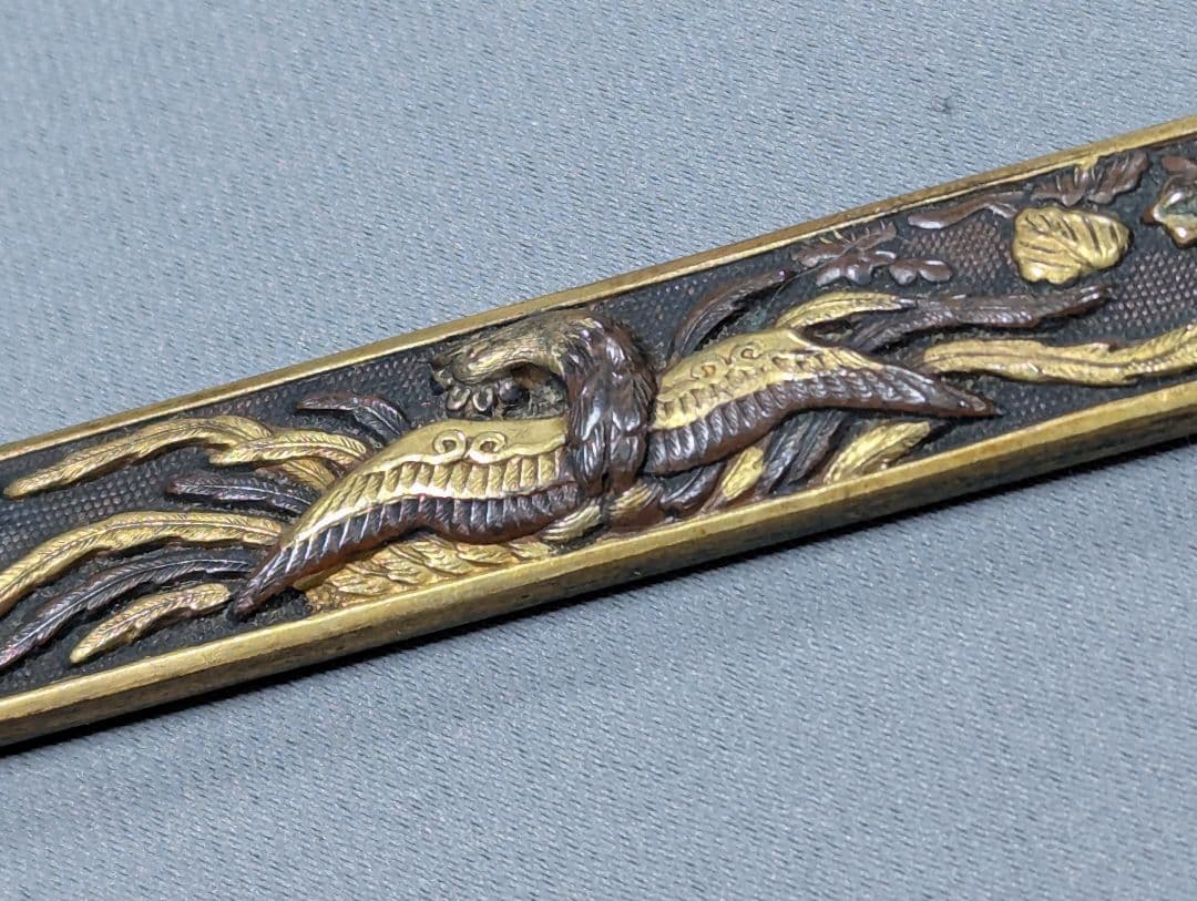 刀装具 小柄 柄袋 桐鳳凰図 象嵌 赤銅魚子地 骨董 - メルカリ