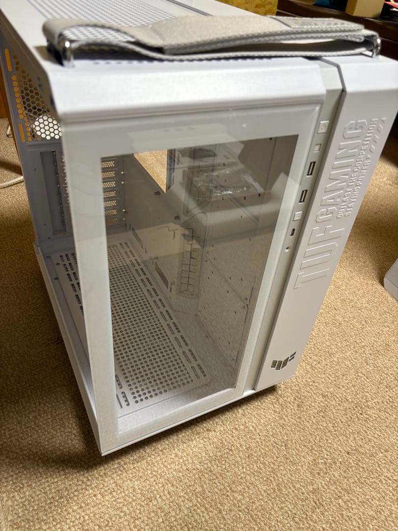 TUF GAMING GT502 ホワイト PCケース Amazon.com: ASUS TUF Gaming GT502 White ATX Full Tower PC Case