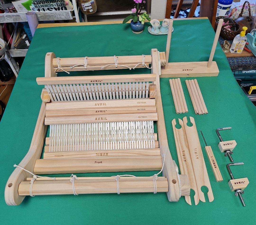 機織り機　AVRIL 織り機 Loom30cm 4種類のへドル AVRIL (アヴリル) オリジナル卓上織機 Rubber Wood Loom-30 (OOLOOM31