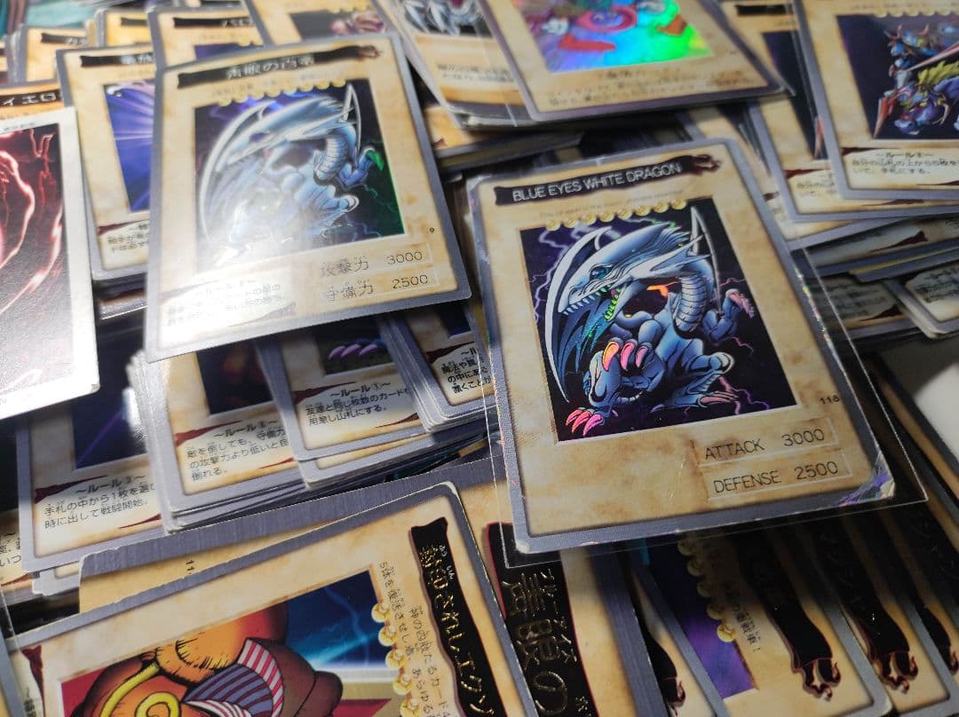ま*し様 【匿名配送】バンダイ版遊戯王 500枚以上まとめ売り