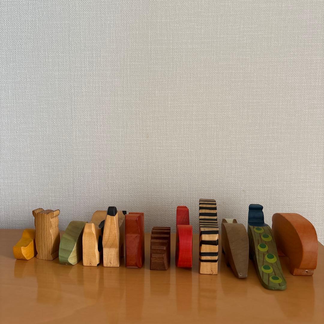 スピールフォーム Spielform 赤い屋根の家 飾り棚 動物 12種 - メルカリ