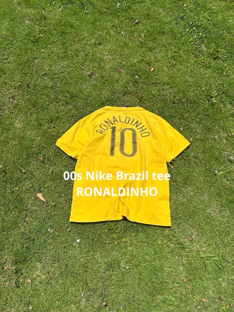 00s ナイキ ブラジル代表 Tシャツ ロナウジーニョ y2k テック系 - メルカリ