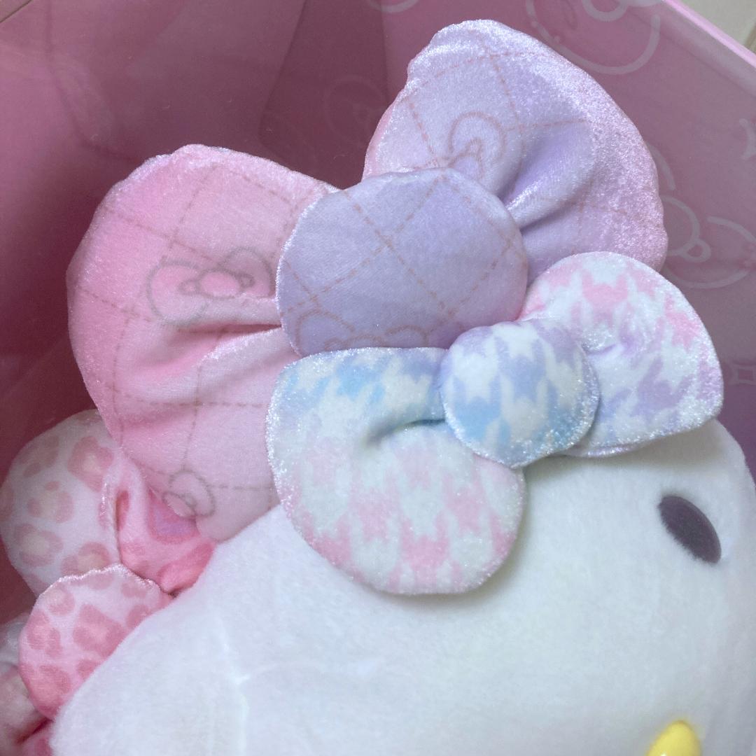 サンリオ Hello Kitty 50周年記念 バースデードール 0409 限定