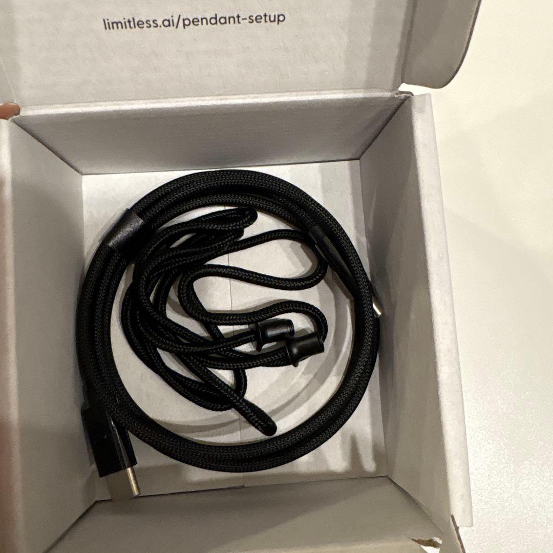 Limitless ペンダント型AIデバイス ブラック - メルカリ