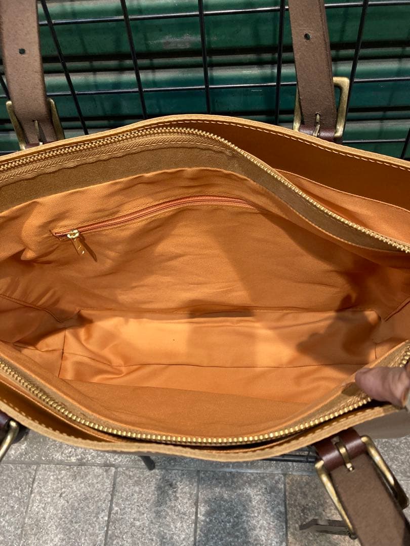 『zeha』「新品」【牛革】《姫路レザー》トートバッグ