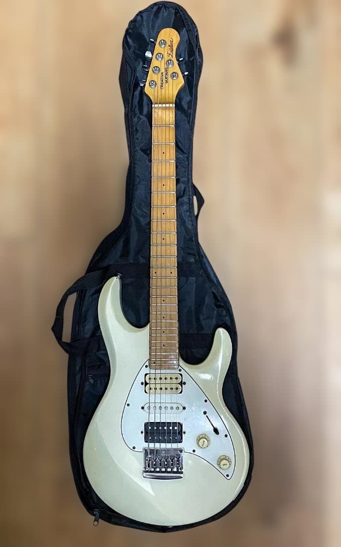 r*6様 Musicmanタイプ エレキギター アルダー HSHピックアップ メ 即納可能】Sterling by MUSIC MAN(スターリンバイミュージックマン