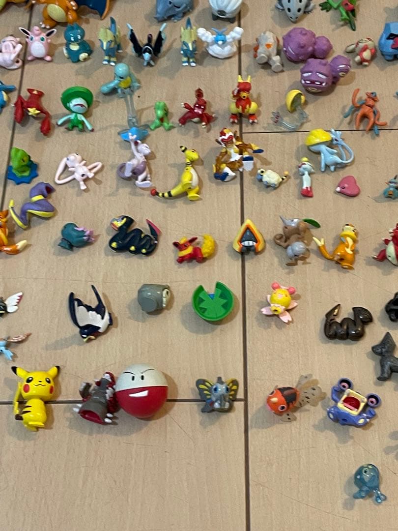 立体ポケモン図鑑等まとめ売り 【廃盤】250体くらい