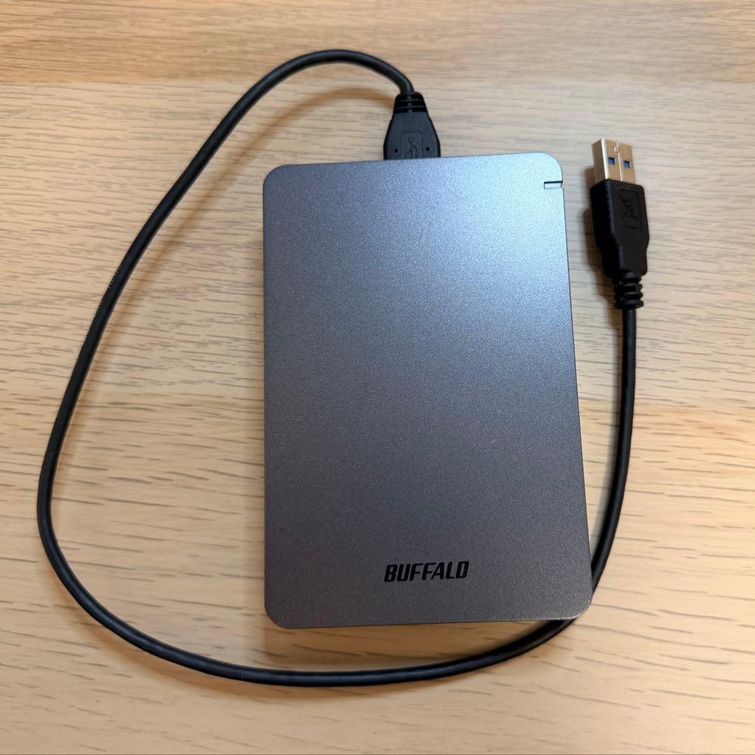 バッファロー 4TB ポータブル外付けHDD USB3.0 動作確認済み - メルカリ