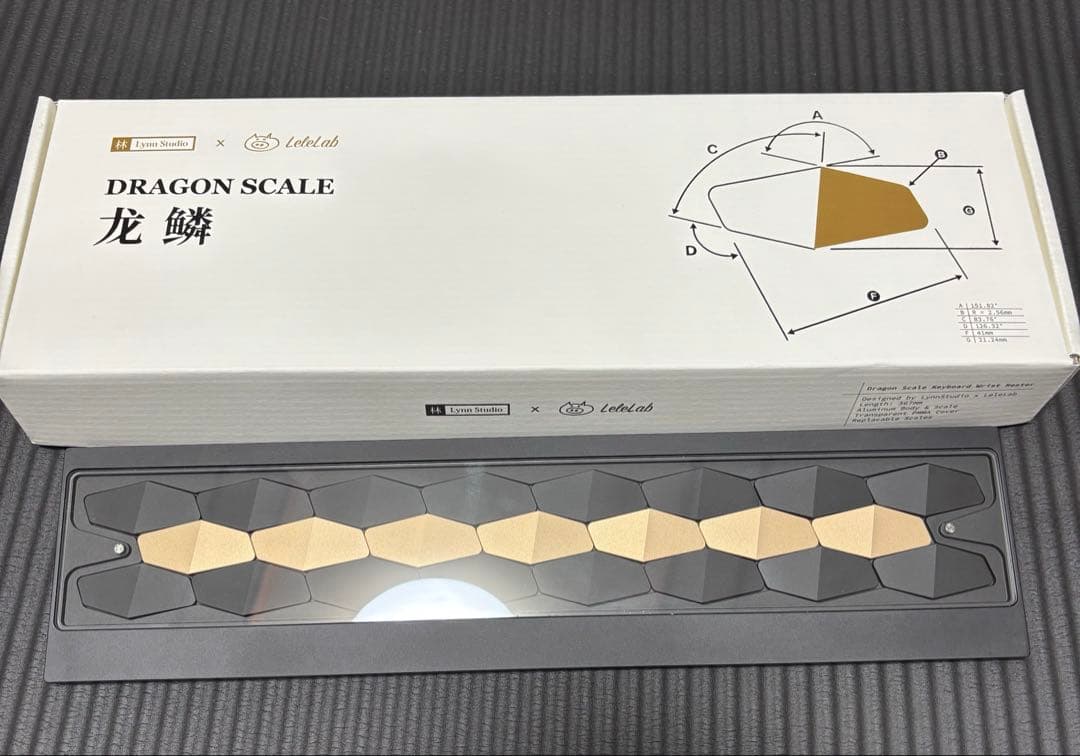 キーボード LeleLab X Lynn Studio Dragon Scale LeleLab X Lynn Studio Dragon Scale 65% Wrist Rest Review｜How easy