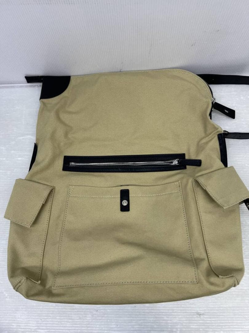 H-183 ディースクエアード2 DSQUARED2 メッセンジャーバッグ D