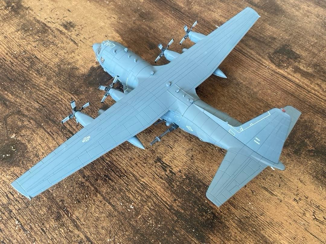 エスワンフォー (S14)　AC-130U スプーキーⅡ　1/144スケール