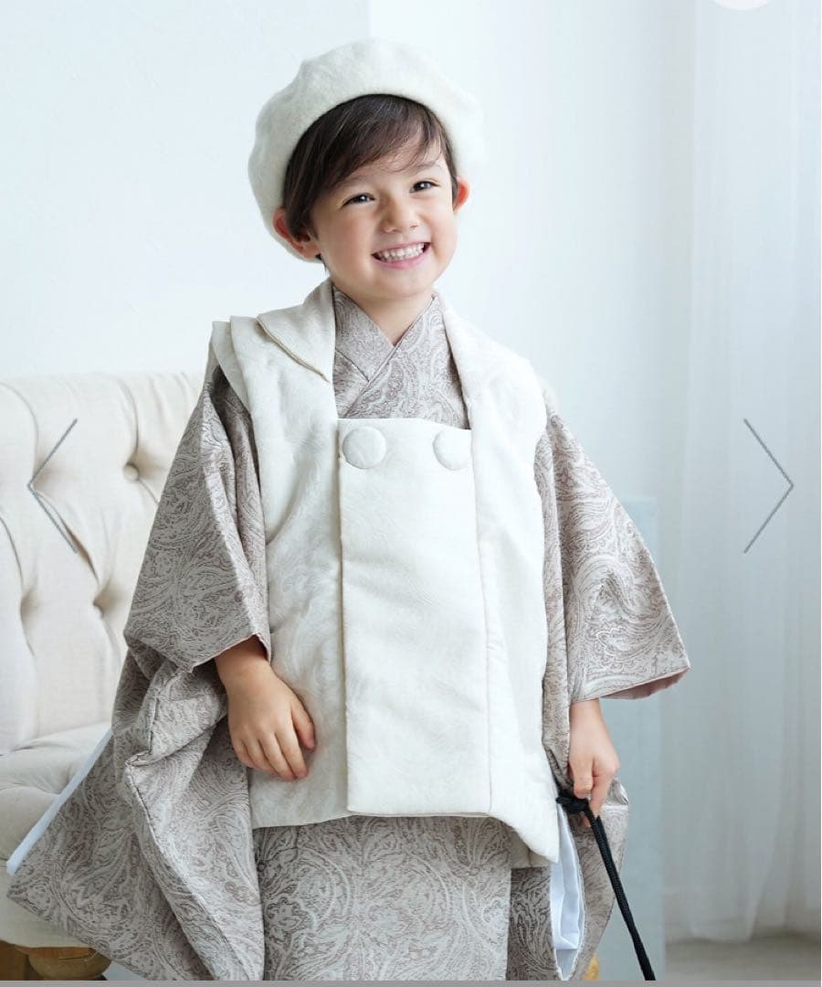 utatane 七五三 着物 3歳 男の子 被布セット オフホワイト ベージュ 七五三着物 3歳 男の子 被布セット】販売品 子供 三つ身 お祝い着