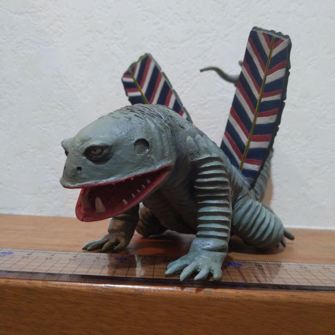 ウルトラマン 毒ガス怪獣 ケムラー レジン製ガレージキット個人製作塗装済 完成品