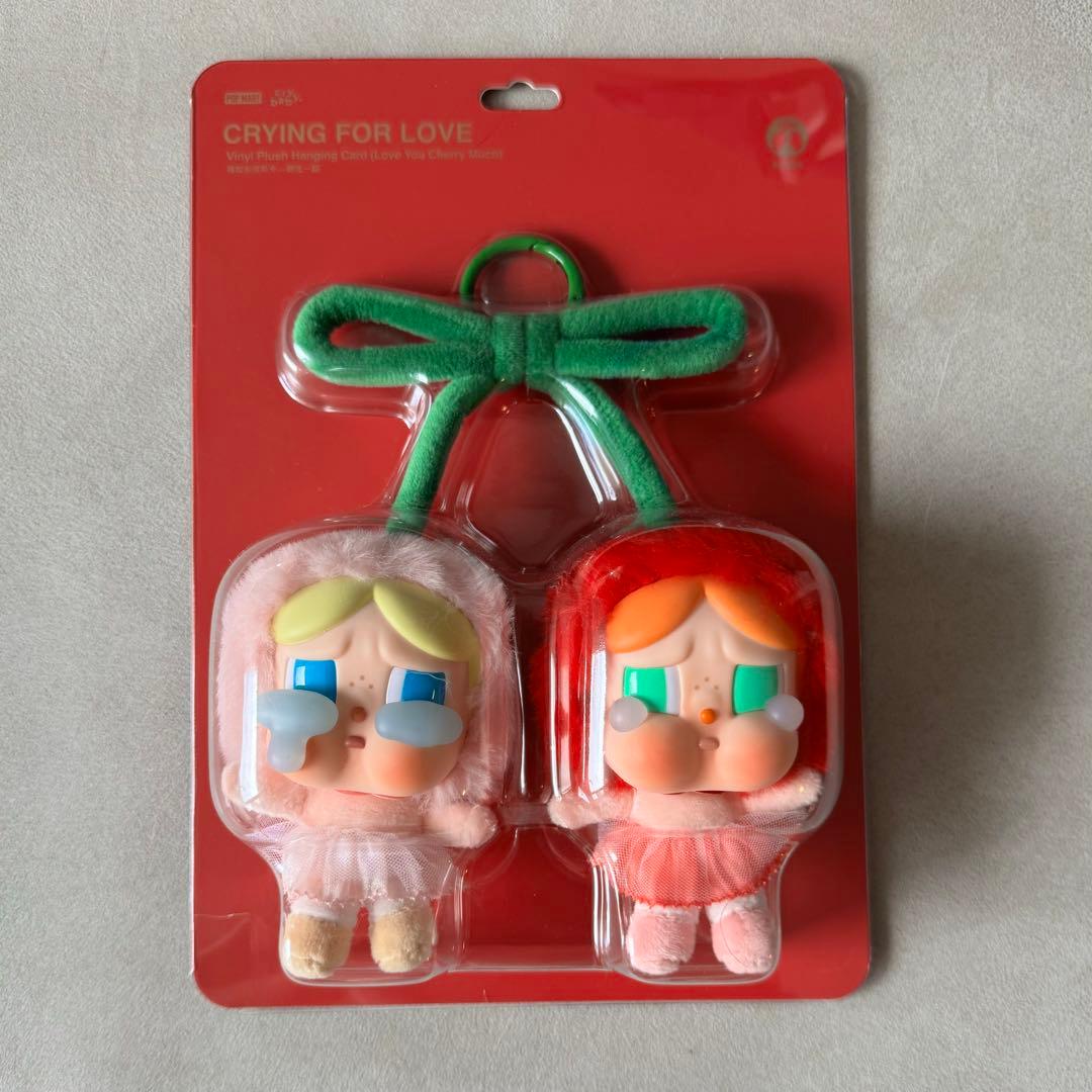 ポップマートCRYBABY Crying For Love ぬいぐるみペンダント - メルカリ