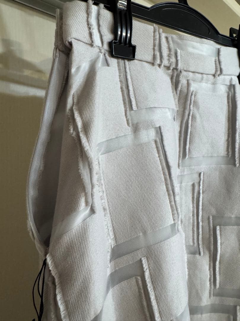 新品YAMADAYAアーガ ライトグレー フレアスカート 9号 - メルカリ