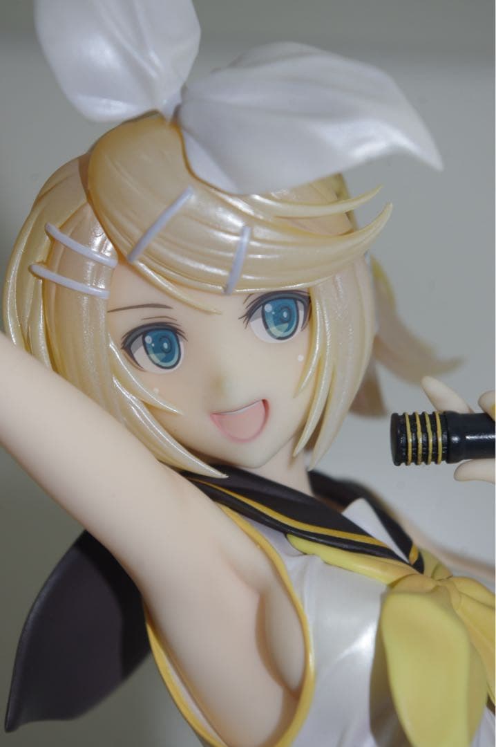 鏡音リン 1/7 スケールフィギュア Tony Ver.