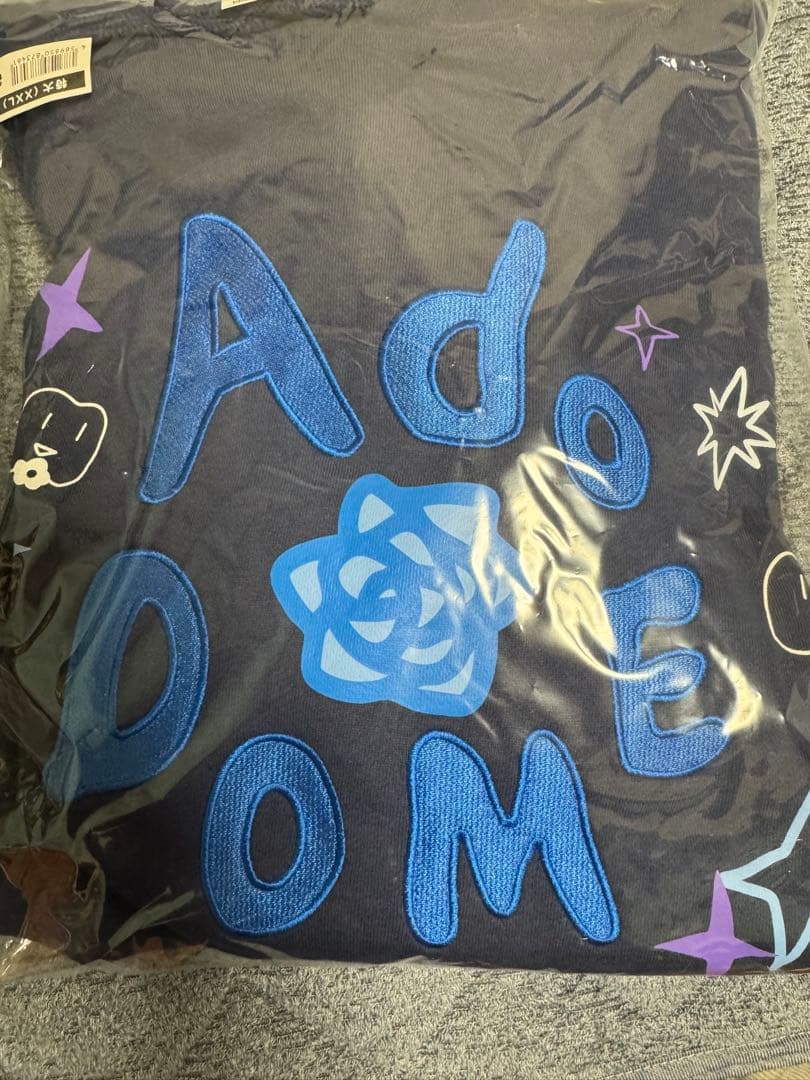 ファッショナブル「よだか」フーディー Ado 限定グッズ - メルカリ
