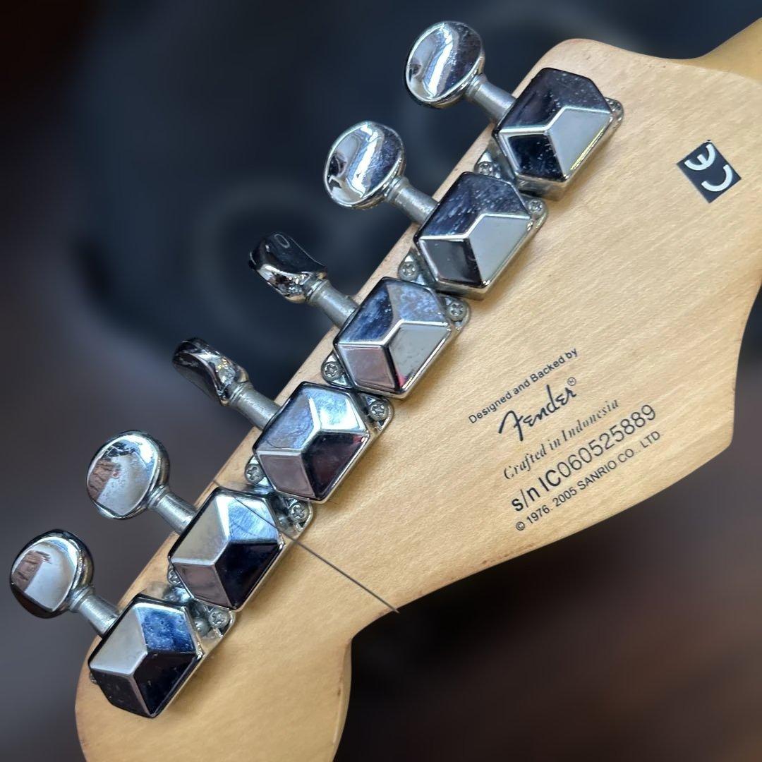 スクワイヤー Hello Kitty エレキギター