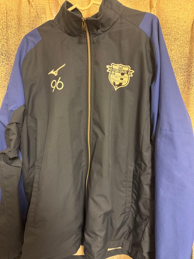 城西大学ウィンドブレーカー上下セット - メルカリ