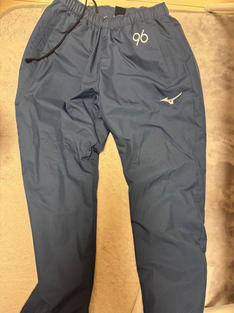 城西大学ウィンドブレーカー上下セット - メルカリ