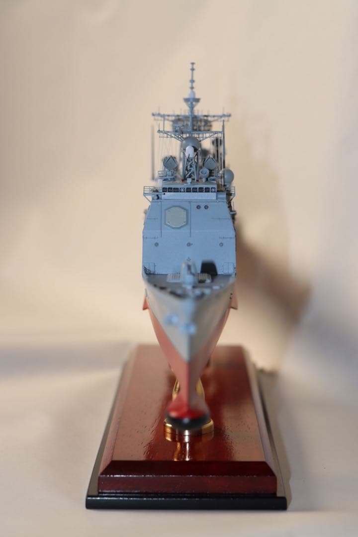 ドラゴン製USSイージス巡洋艦モービルベイ 完成品 アクリル製ケース付