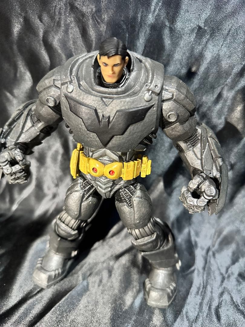 スラッシャー・スーツ(グレッグ・カプロ版) 「バットマン」 デザイナーシリーズ