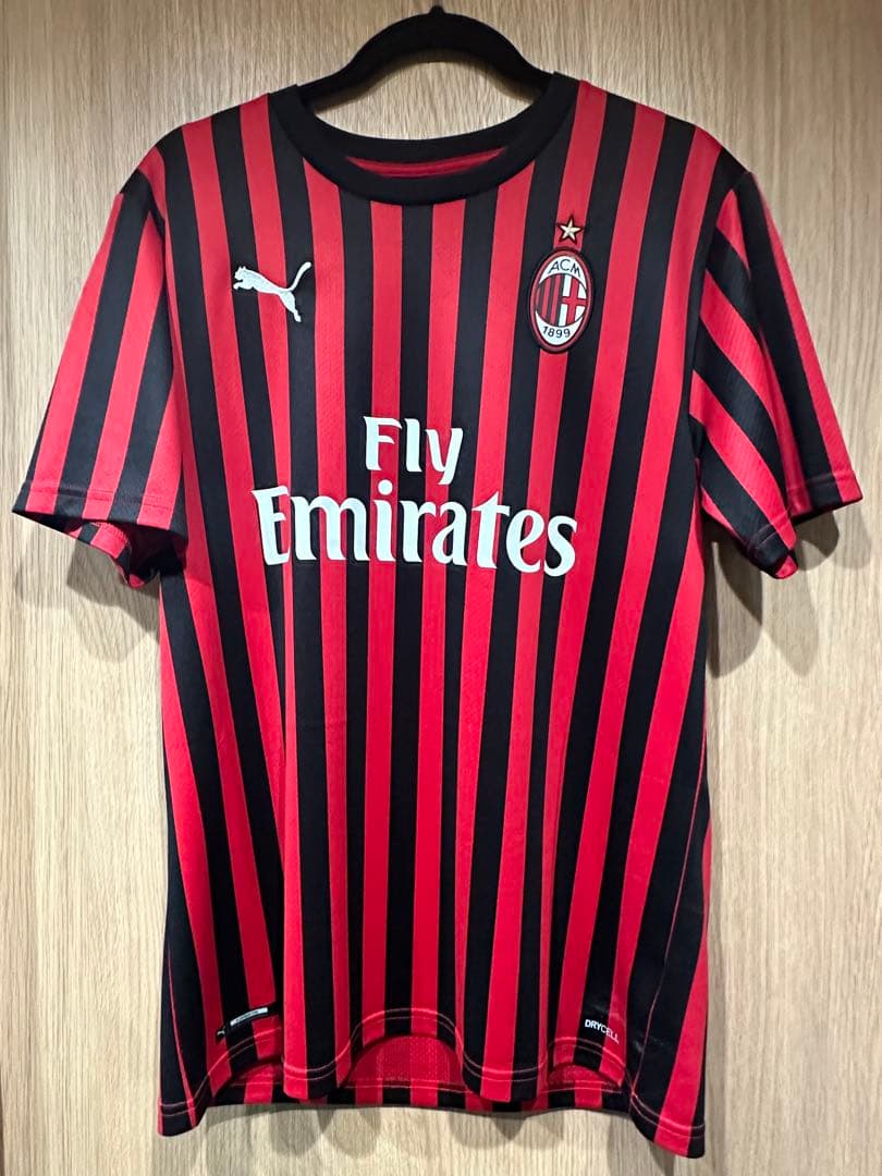 ACミラン IBRAHIMOVIĆ 21番 シャツ Mサイズ - ウェアオンライン