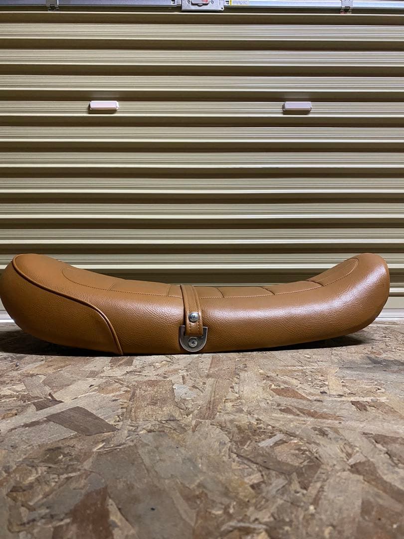 マッキー バナナシート　z1 Z1/Z2 バナナシート ASSY（ベルト付属） | シート | 株式会社