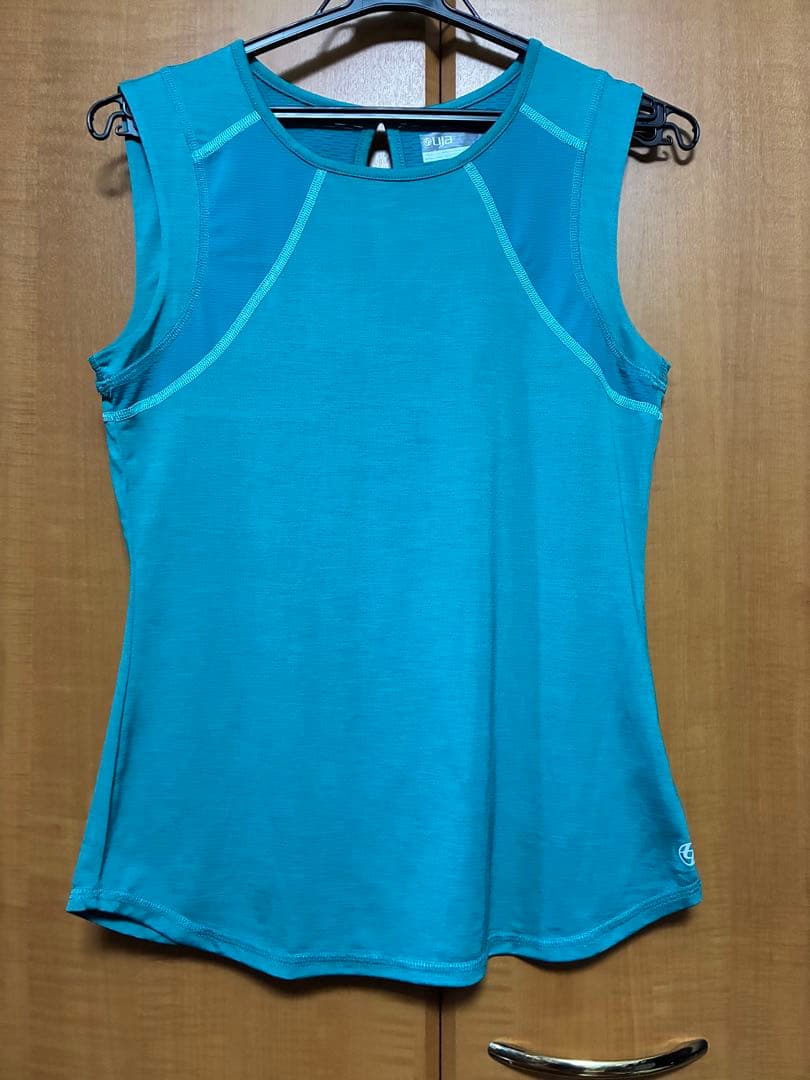 Lija テニスウエア　S/P LIJA tennis, golf, run, & yoga clothing | performance with style