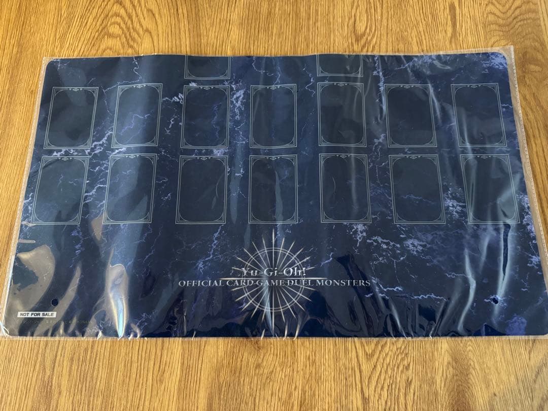 遊戯王　DKC（デュエリストキングカップ）プレイマット　ブルー　青 2026年最新】遊戯王 プレイマット dkcの人気アイテム - メルカリ
