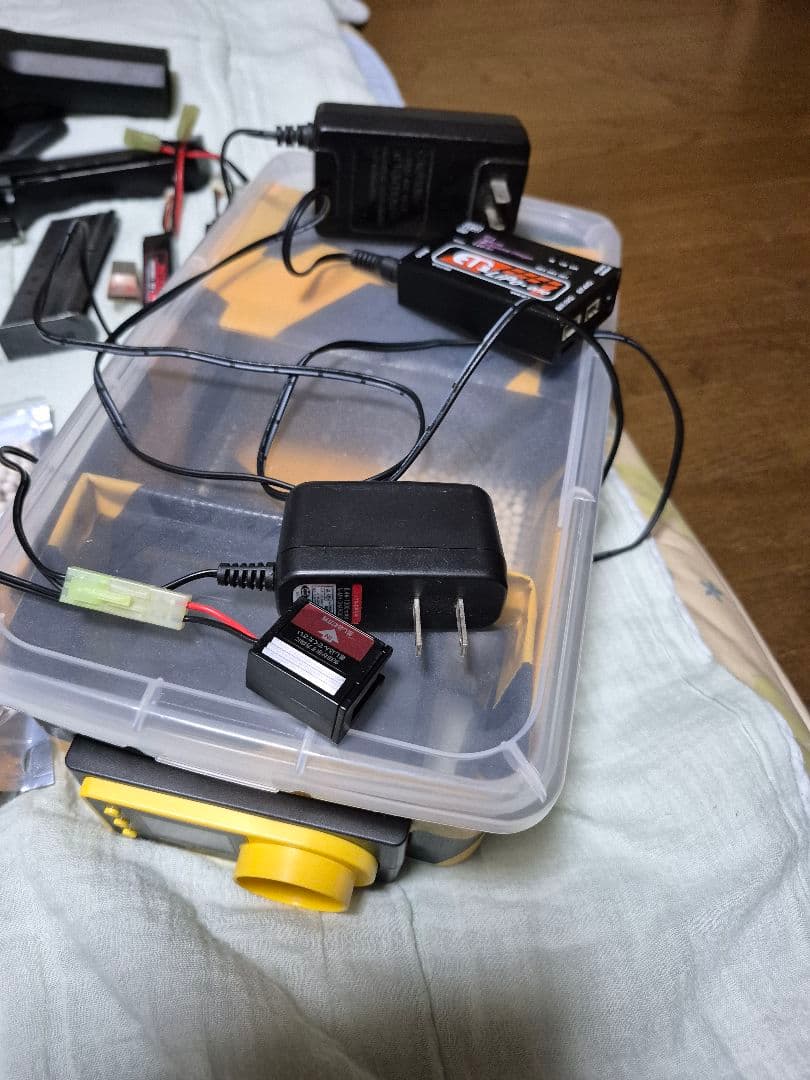 サバゲ　まとめ売り　東京マルイガスガン二丁　その他