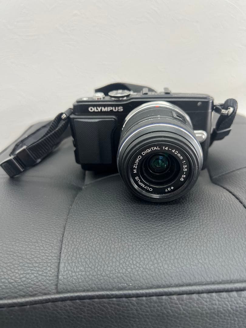 OLYMPUS E-PL5 ミラーレスカメラ 本体 Amazon | OLYMPUS ミラーレス一眼 PEN Lite E-PL5 ボディ ブラック E