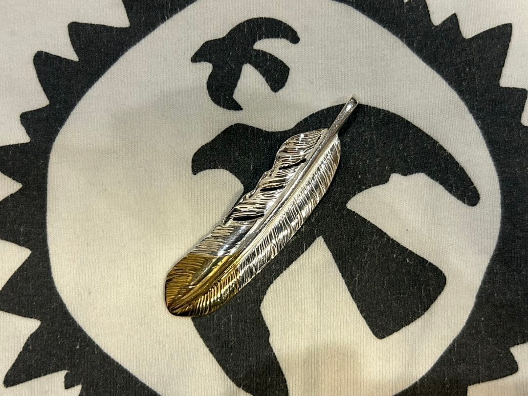 goro's K18先金SVフェザー (右向き) - メルカリ