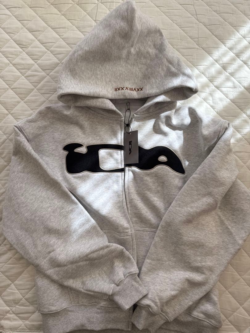 ida sply zip up hoodie 確実正規品 - メルカリ