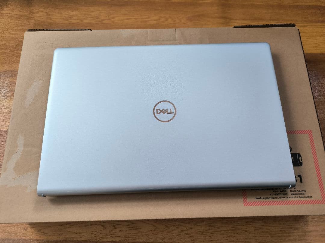 DELL inspiron 15 3520　Core i5ノートパソコン+おまけ Amazon.com: Dell Inspiron 15 3520 15.6