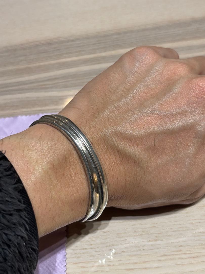 Moto leather 本池秀夫/シルバーフェザーバングル - メルカリ